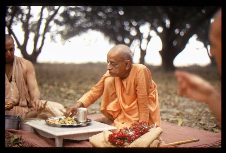 Song Name: Maha Prasade Govinde